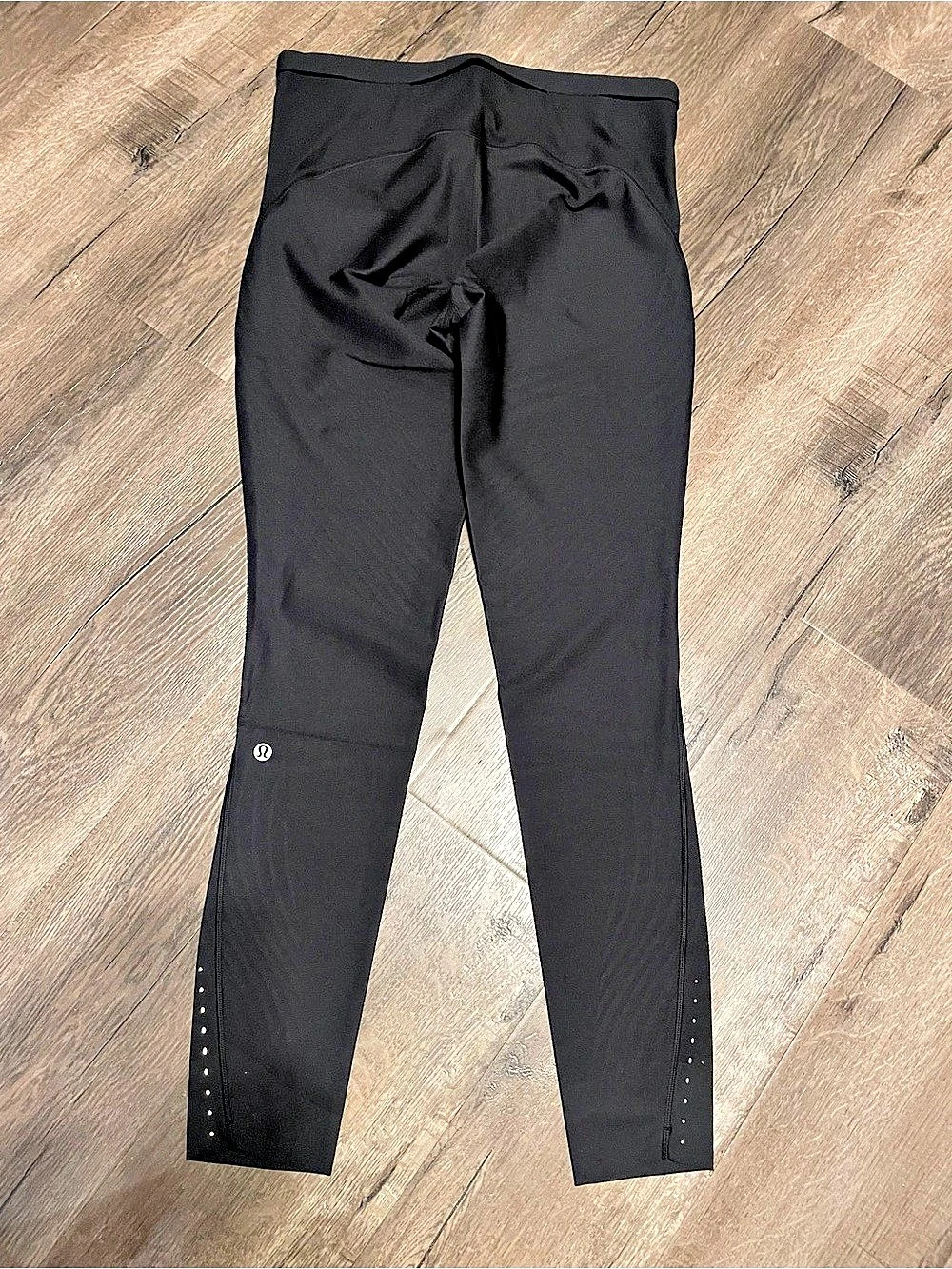lululemon Black Athletic senseknit High-rise Leggings Size 10 Like New